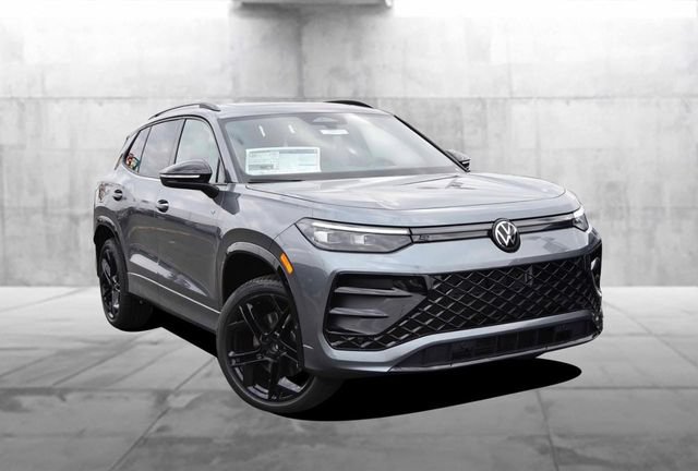 New 2026 Volkswagen Tiguan SE R-Line AWD/4WD image 2