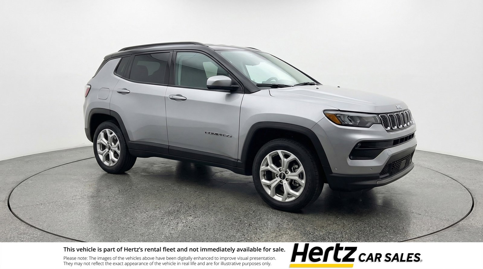 Used 2025 Jeep Compass Latitude image 1