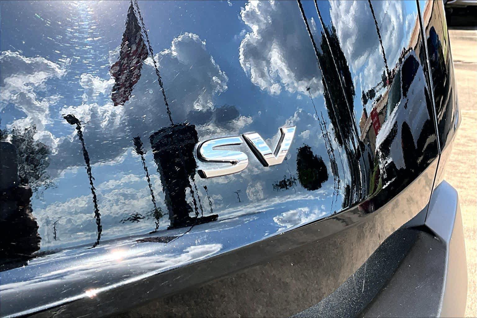 Certified 2023 Nissan Rogue SV FWD image 8