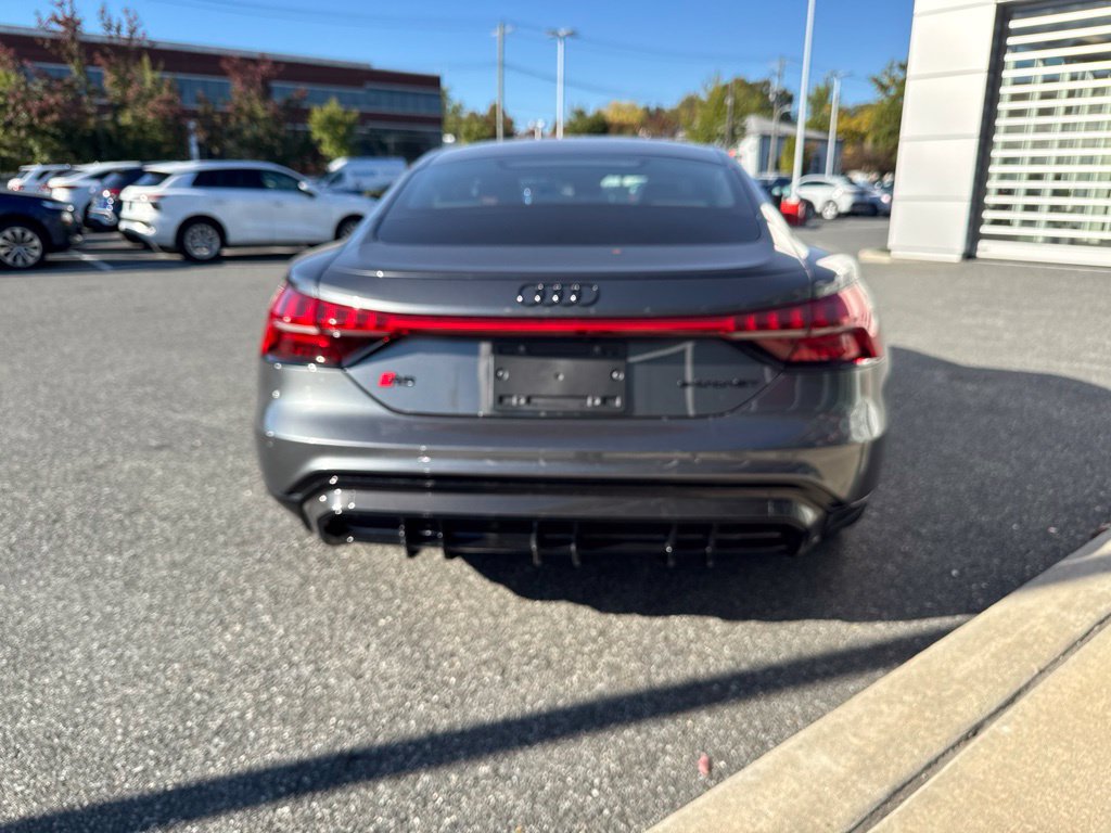Used 2024 Audi RS e-tron GT w/ Carbon Performance Package AWD/4WD image 12