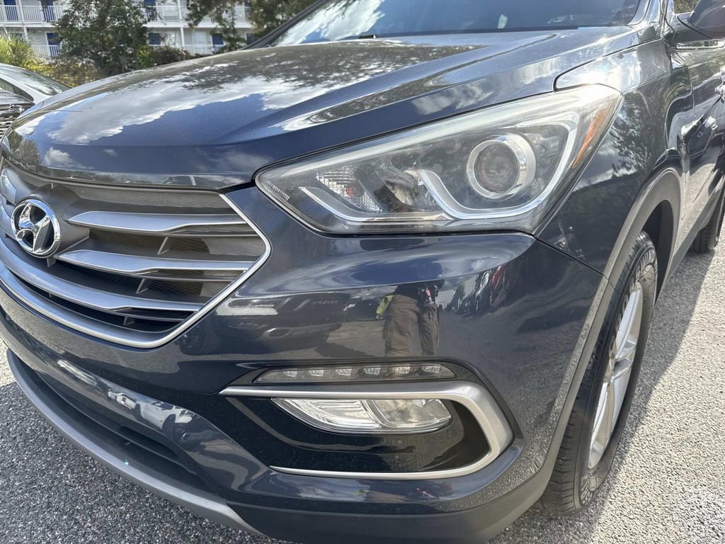 Used 2018 Hyundai Santa Fe Sport w/ 2.4L Value Package 02 image 10