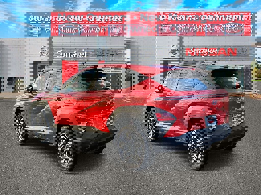 Used 2025 Hyundai Kona SEL image 6