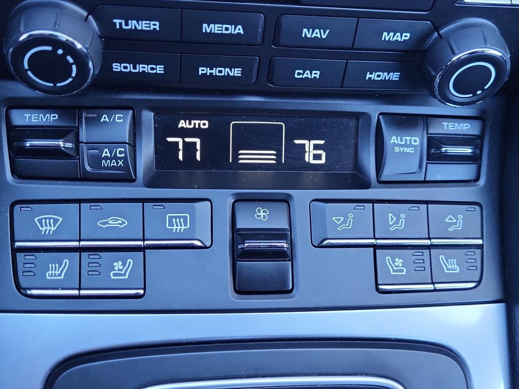 Used 2019 Porsche 911 Carrera 4S image 27