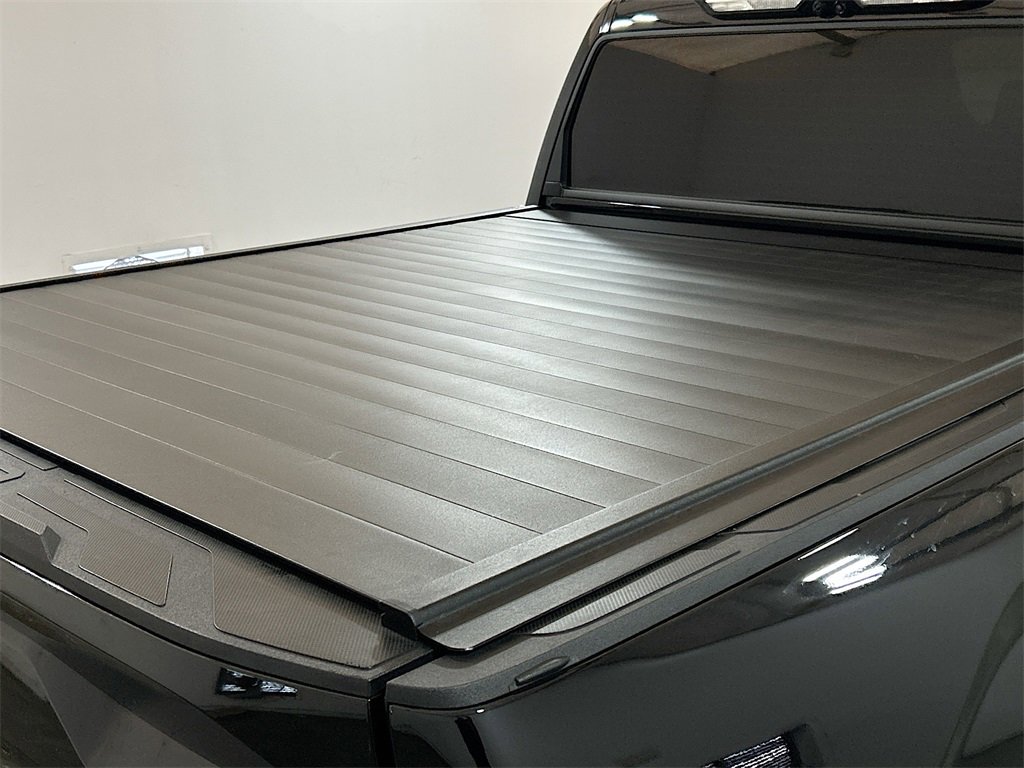 Used 2025 Toyota Tundra Limited image 25