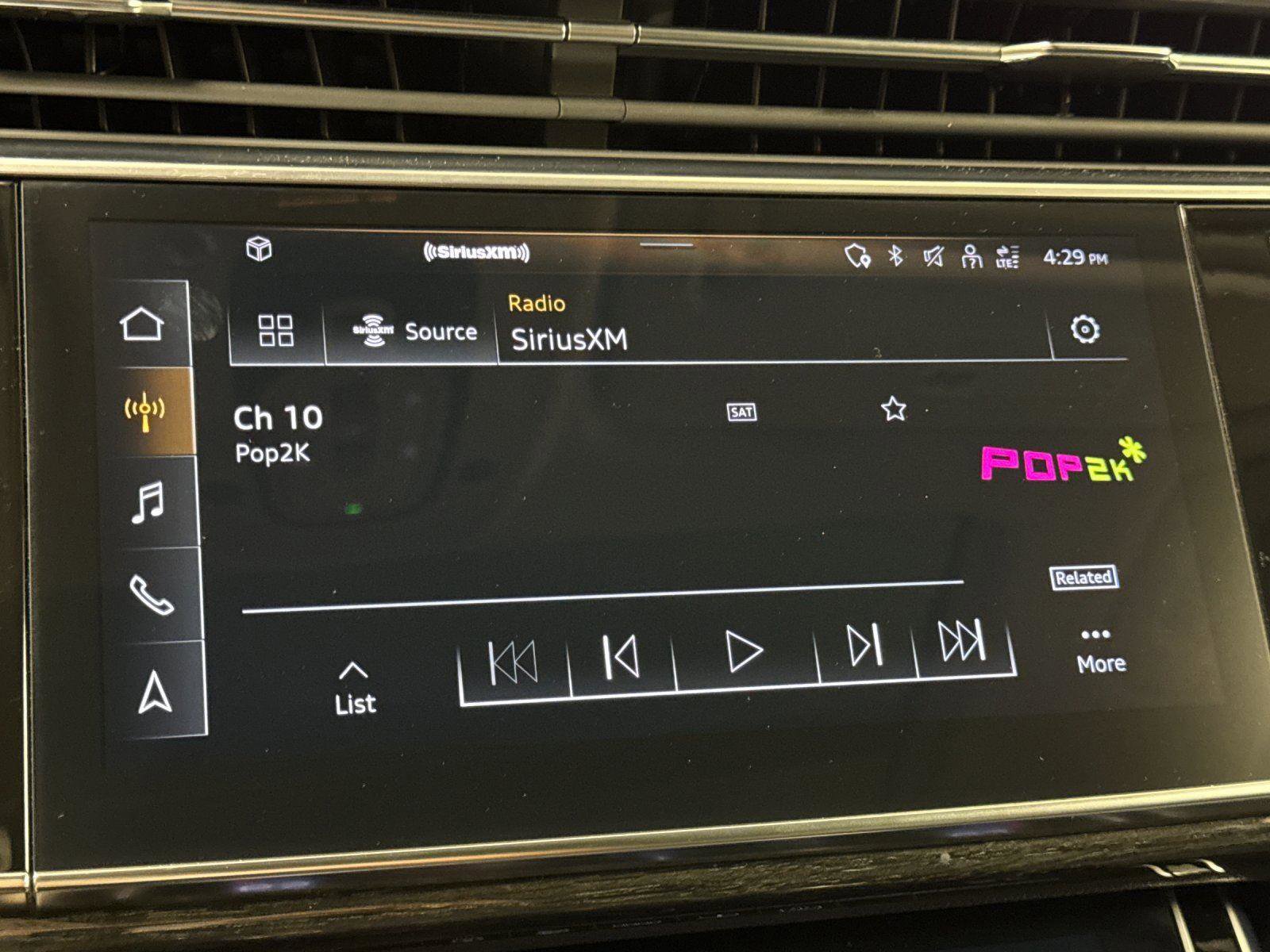 Used 2022 Audi Q7 Premium Plus image 17