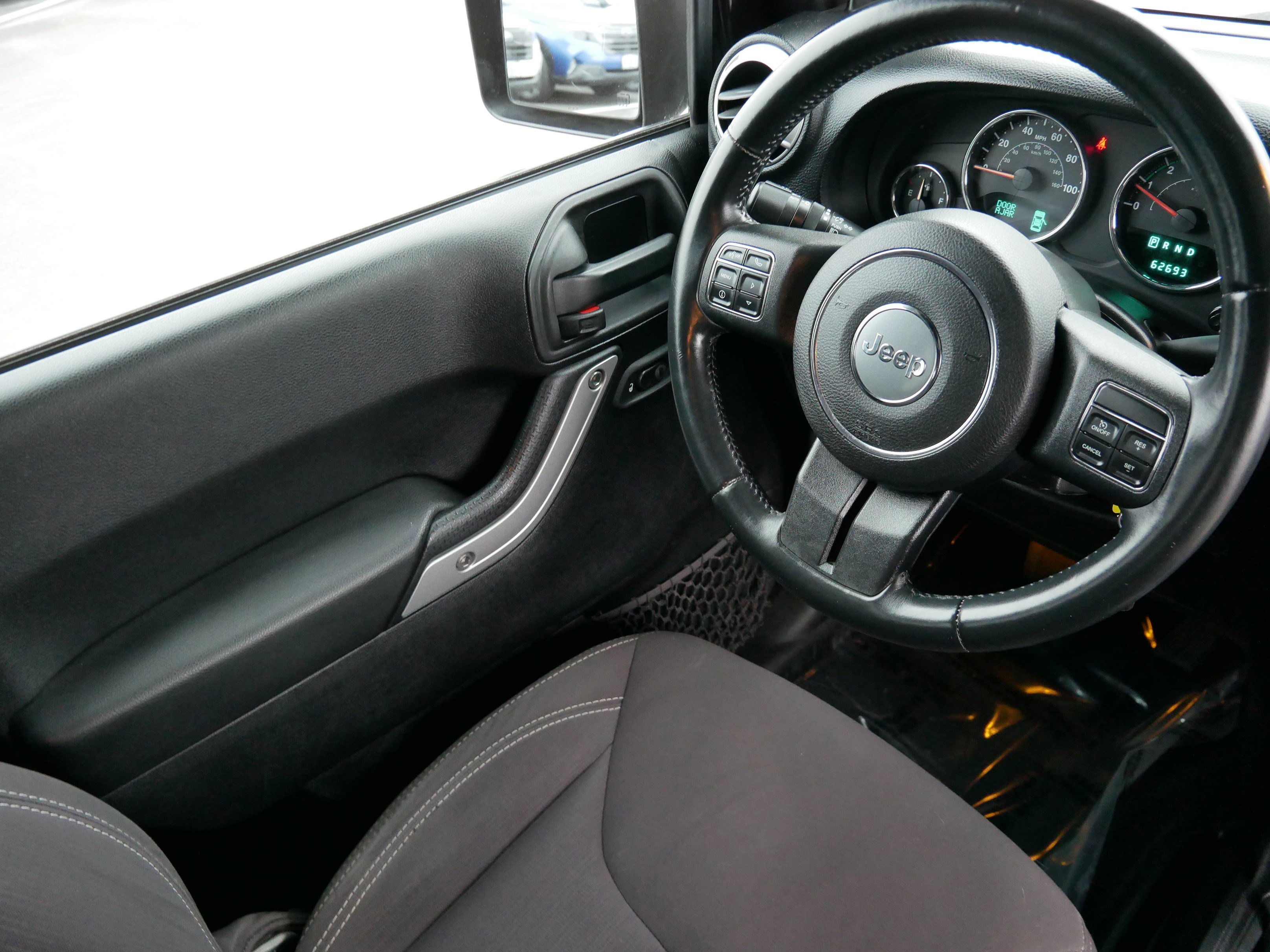 Used 2014 Jeep Wrangler Sahara w/ Dual Top Group image 9