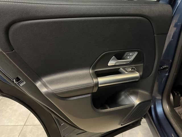 Used 2023 Mercedes-Benz GLA 250 4MATIC image 19