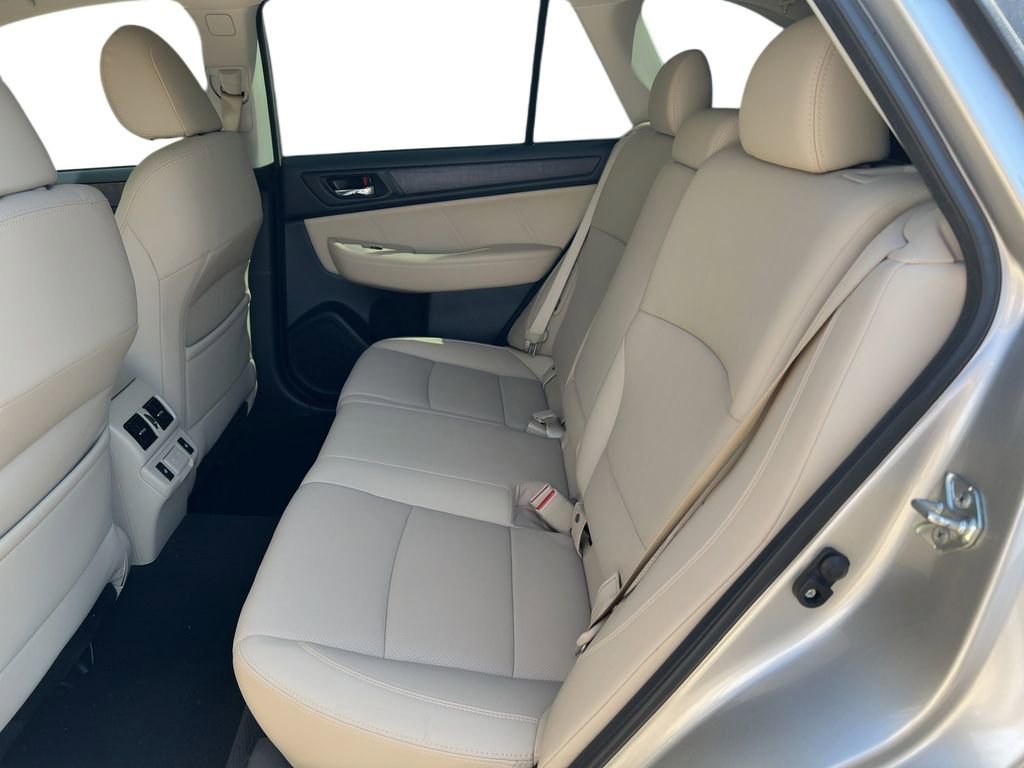 Used 2019 Subaru Outback 3.6R Limited AWD/4WD image 7