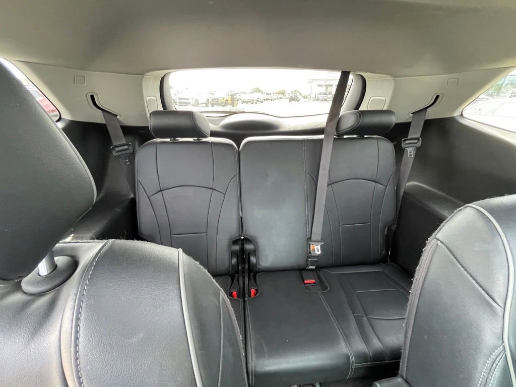 Used 2019 Buick Enclave Avenir w/ Avenir Technology Package AWD/4WD image 23