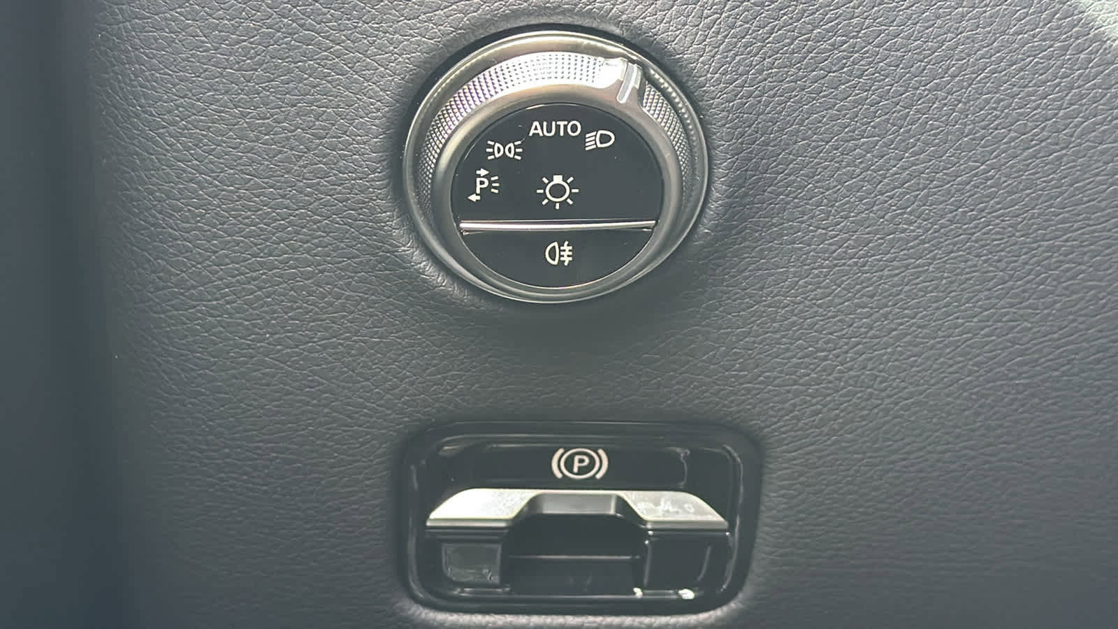 New 2026 Mercedes-Benz GLC 43 AMG 4MATIC image 19