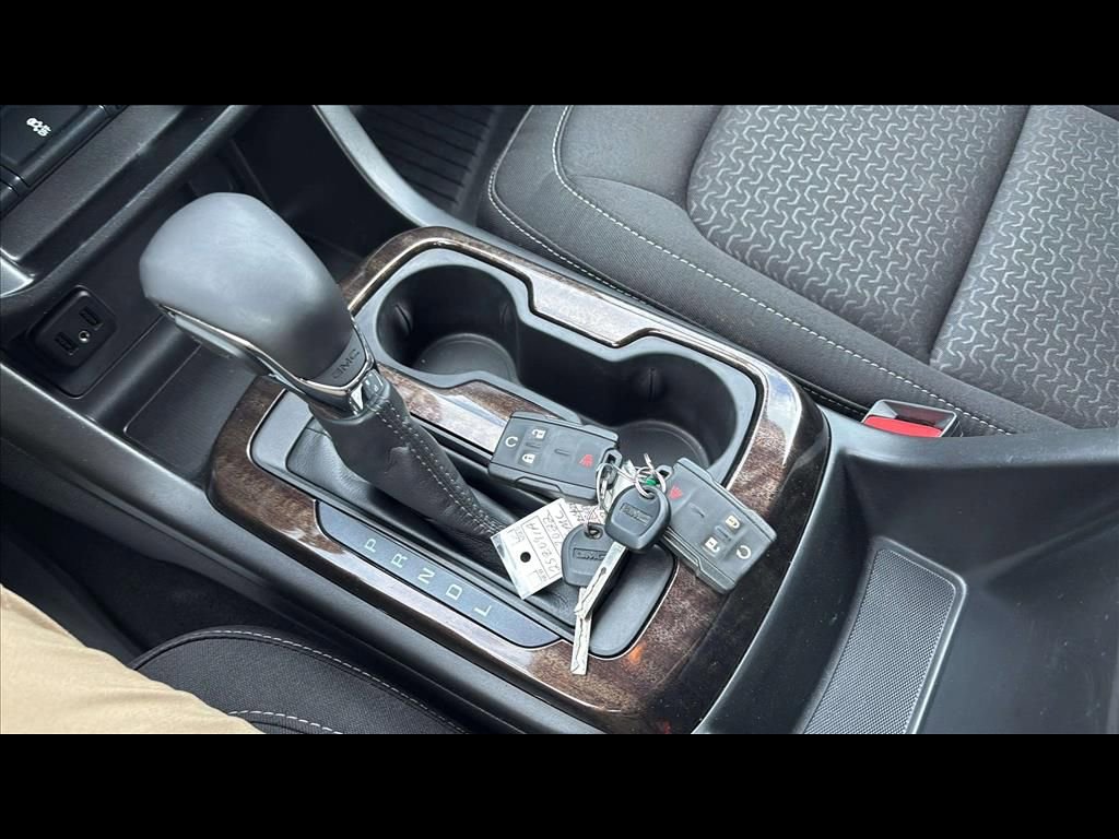 Used 2022 GMC Canyon Elevation image 18