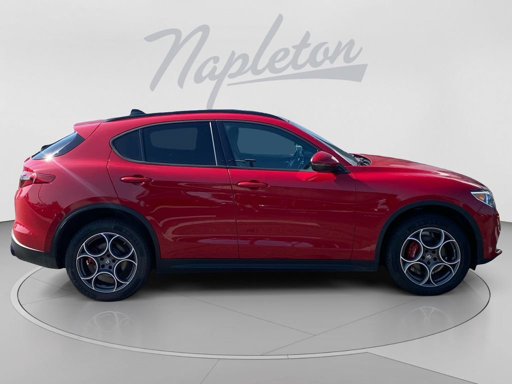 Used 2023 Alfa Romeo Stelvio Sprint RWD image 7