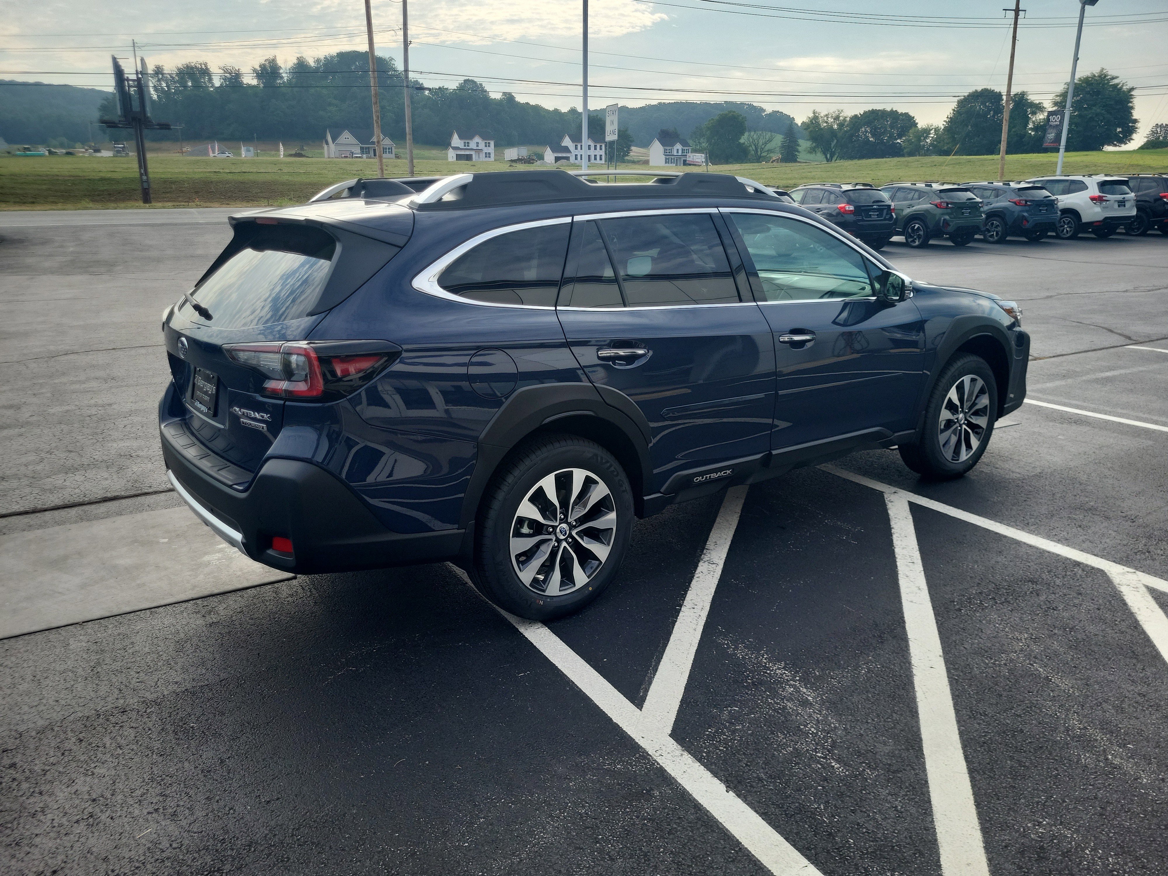 New 2025 Subaru Outback Touring image 4