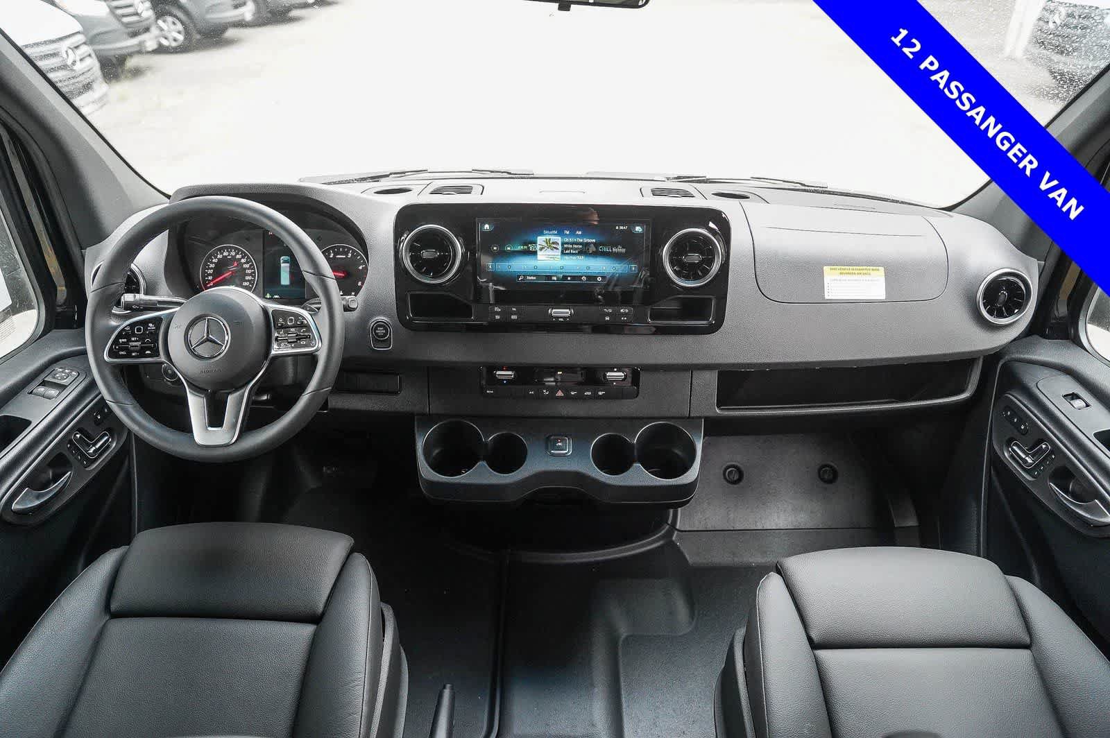 Used 2024 Mercedes-Benz Sprinter 2500 image 12