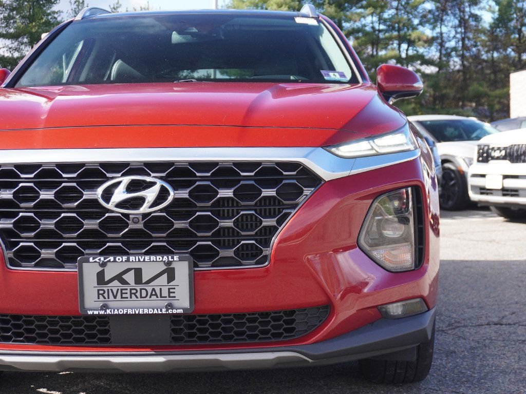 Used 2019 Hyundai Santa Fe Limited w/ Cargo Package image 18