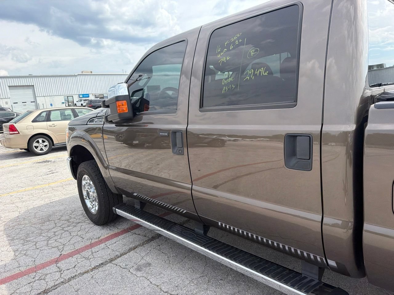 Used 2016 Ford F250 XLT w/ XLT Premium Package AWD/4WD image 9