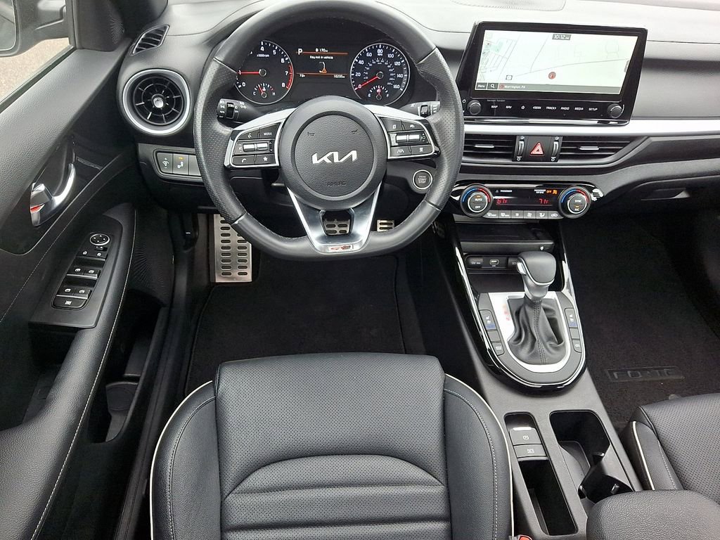 Used 2024 Kia Forte GT-Line w/ GT-Line Premium Package image 12