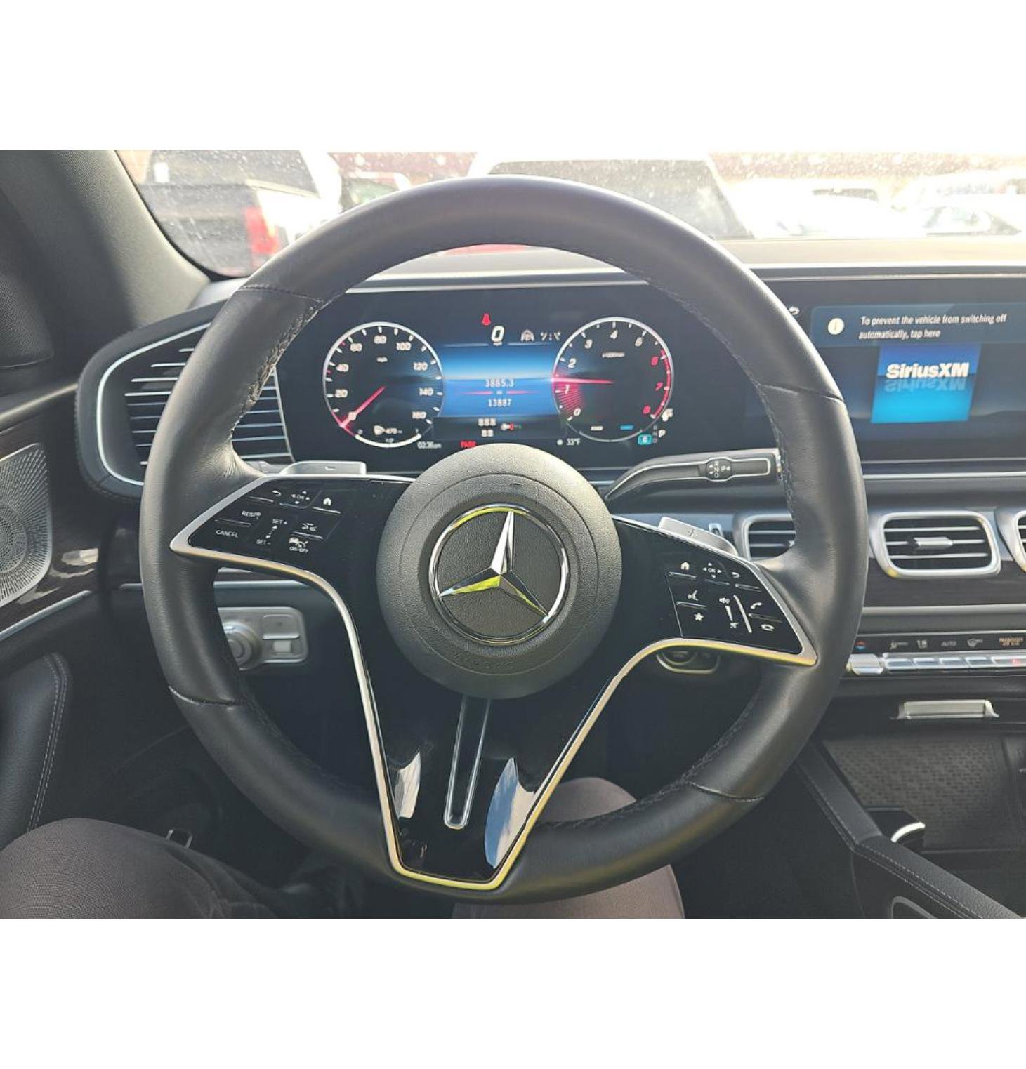 Used 2025 Mercedes-Benz GLS 450 4MATIC image 12