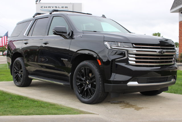 Used 2022 Chevrolet Tahoe High Country w/ Max Trailering Package AWD/4WD image 3