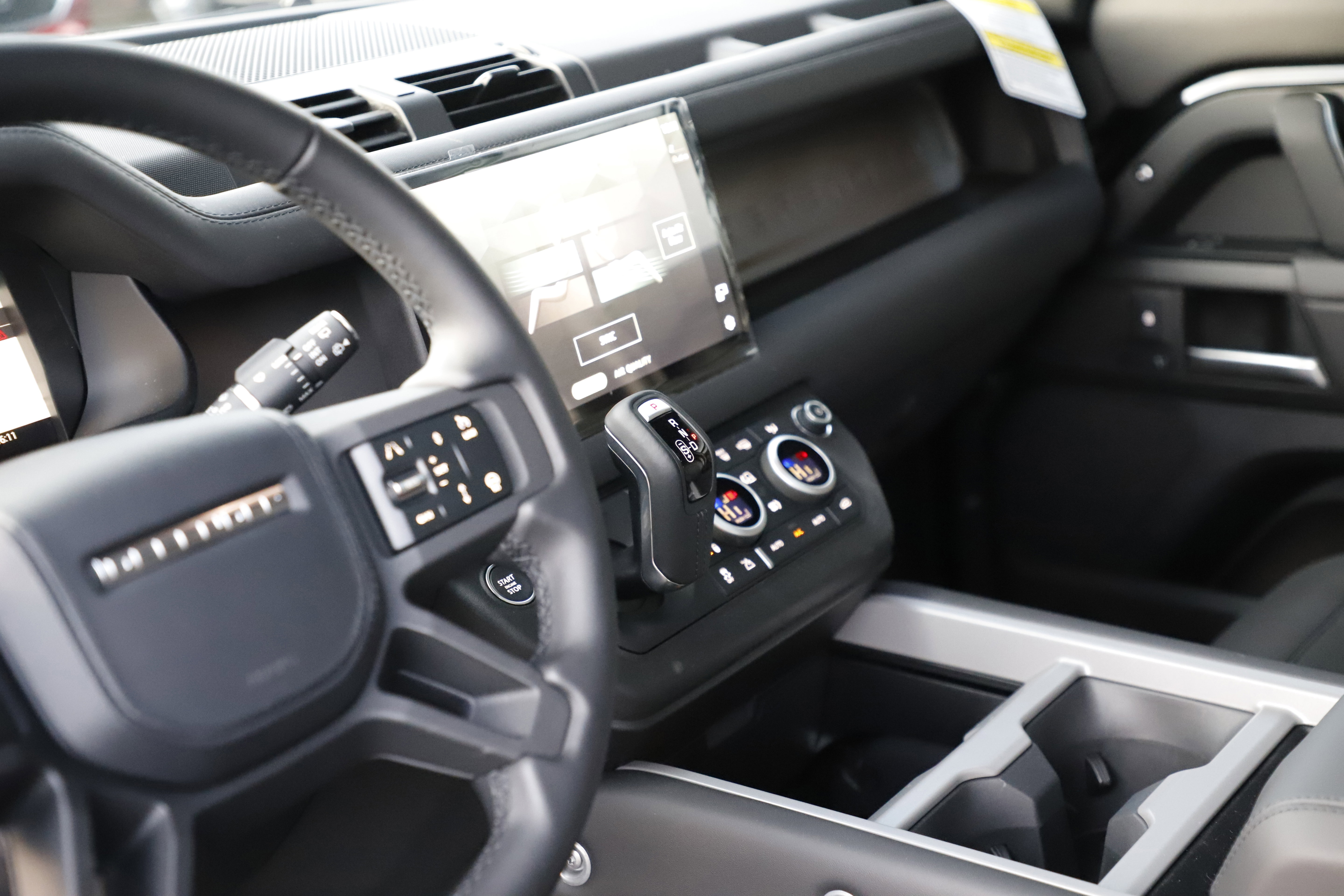 New 2025 Land Rover Defender 110 X AWD/4WD image 12