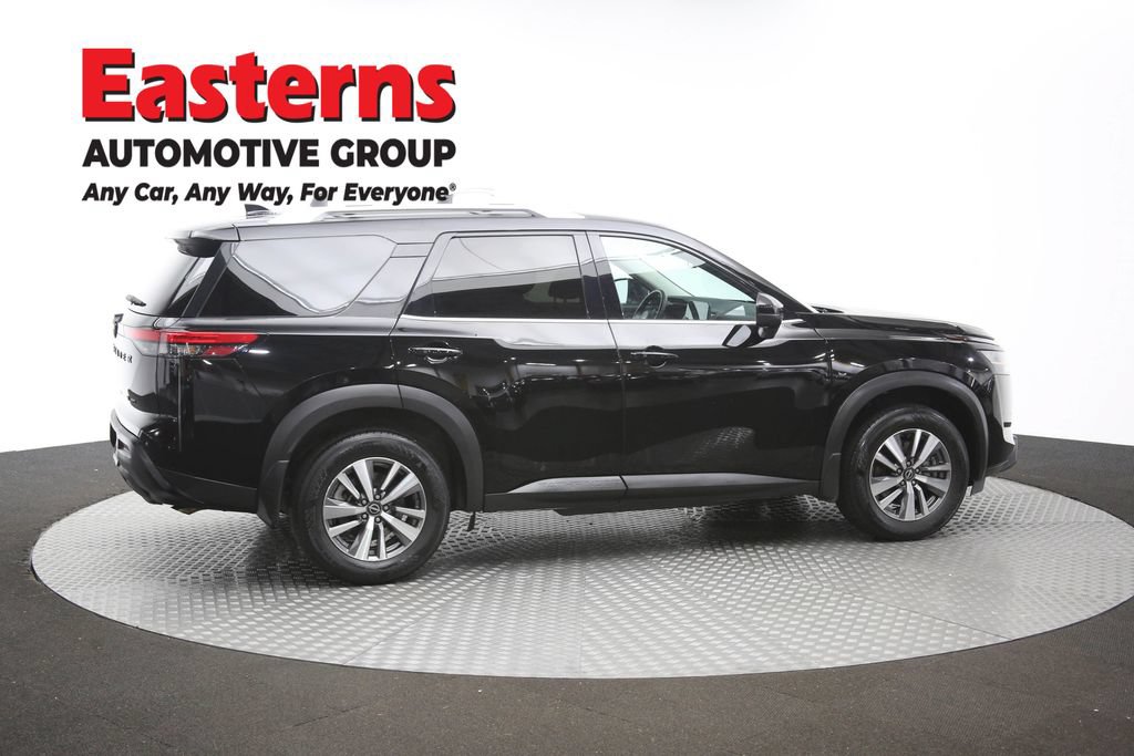 Used 2023 Nissan Pathfinder SL w/ Lighting Package (N92) AWD/4WD image 44