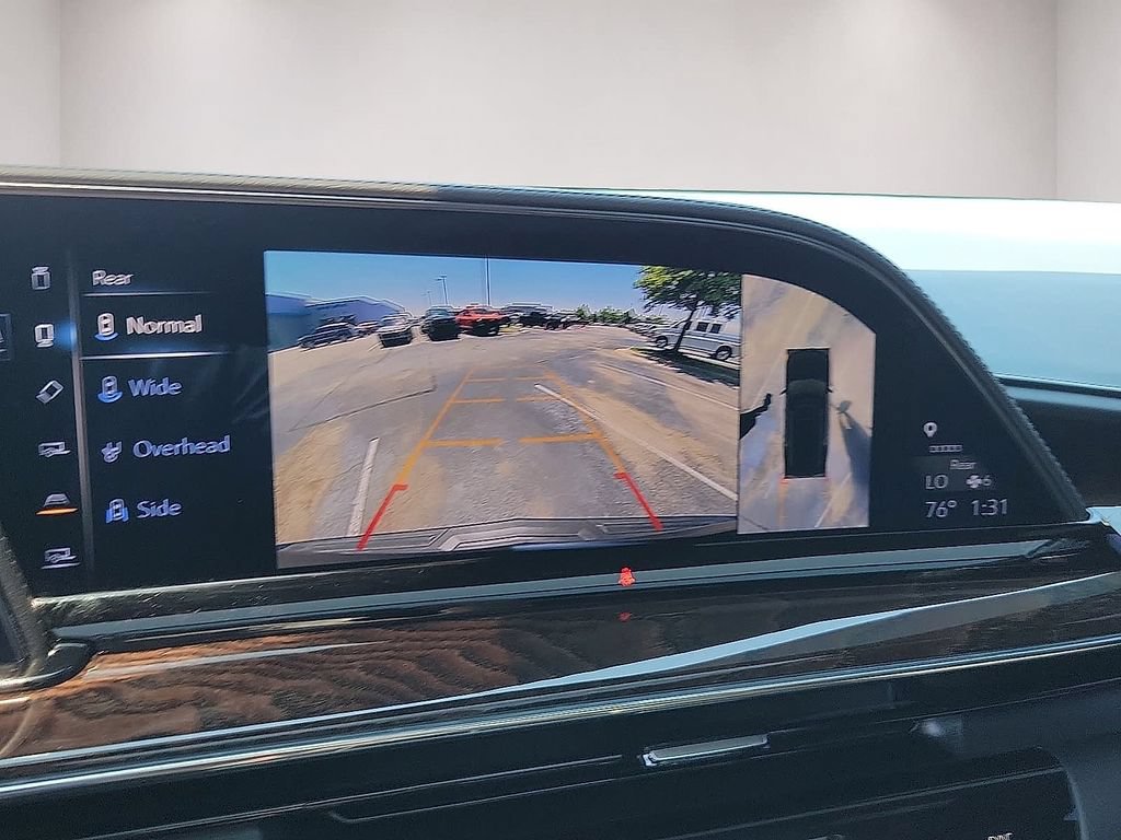 Used 2022 Cadillac Escalade Sport Platinum w/ Heavy-Duty Trailer Package AWD/4WD image 17