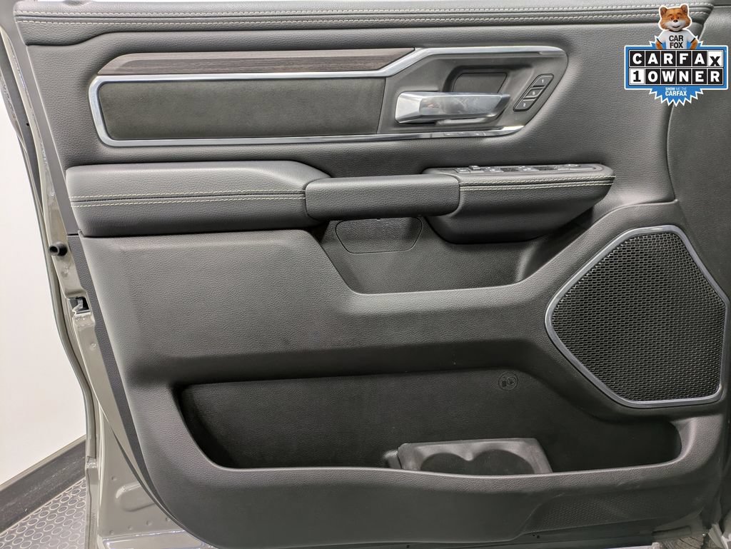 Used 2026 RAM 1500 Laramie AWD/4WD image 8