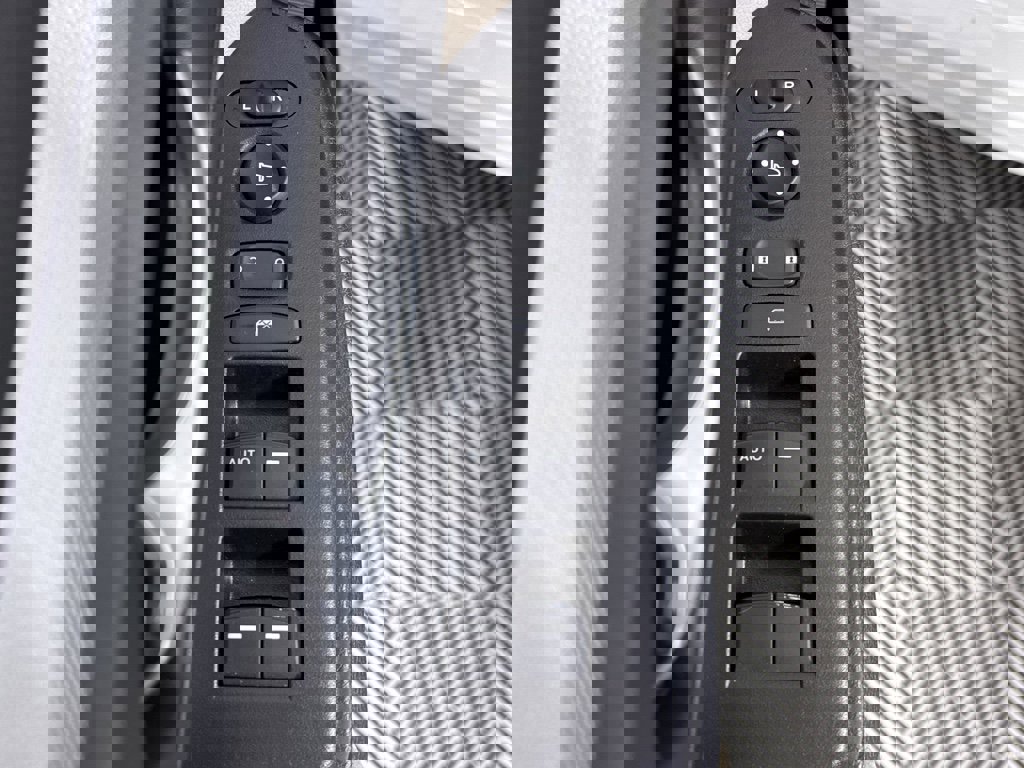 Used 2022 Honda CR-V LX image 22