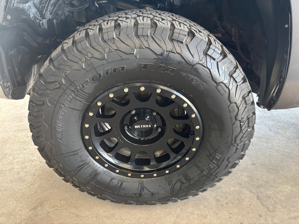 Used 2014 Toyota Tundra Limited w/ TRD Off Road Package image 59