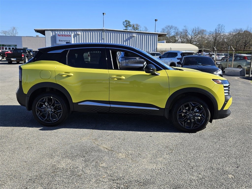 New 2026 Nissan Kicks SR image 13