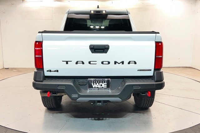 Used 2024 Toyota Tacoma TRD Off-Road AWD/4WD image 4