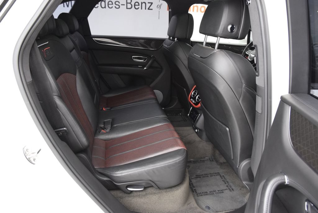 Used 2020 Bentley Bentayga Design Series AWD/4WD image 19