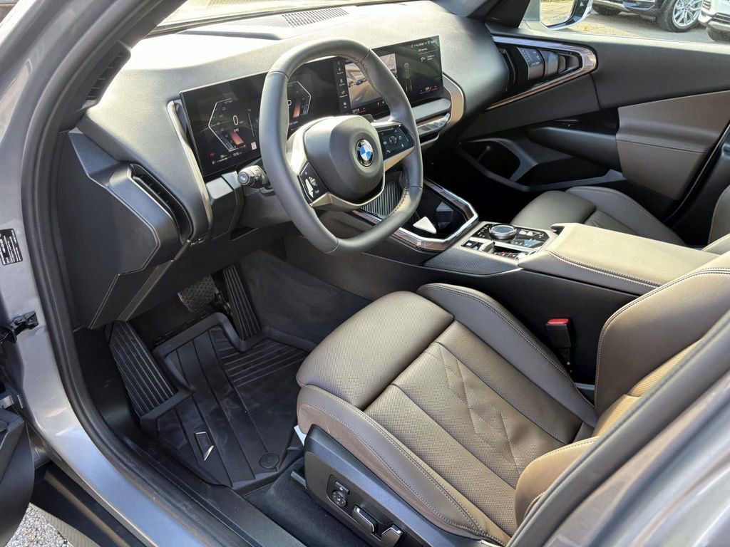 Certified 2025 BMW X3 xDrive30i w/ Convenience Package image 24