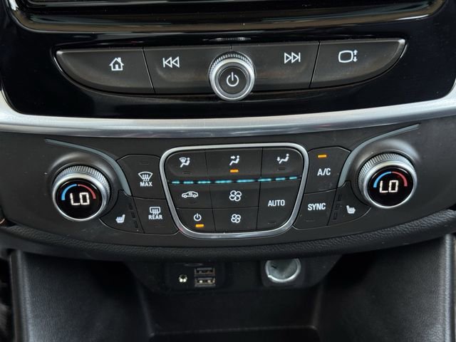 Used 2020 Chevrolet Traverse LT w/ LT Premium Package FWD image 18