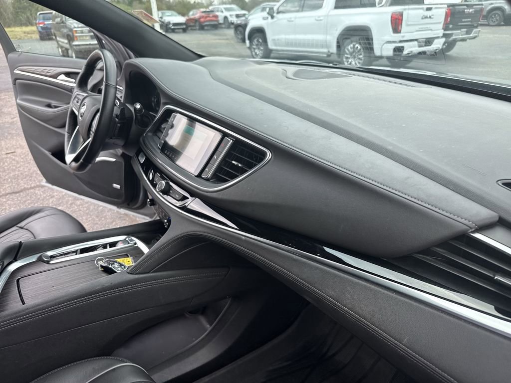 Certified 2023 Buick Enclave Avenir w/ Avenir Technology Package image 36