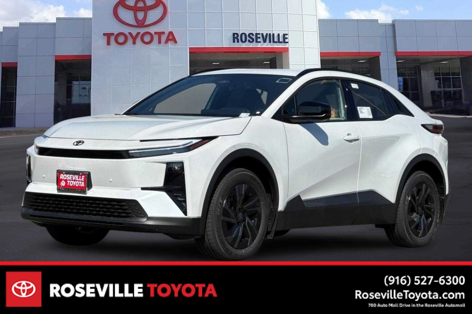 Certified 2026 Toyota C-HR AWD/4WD image 1