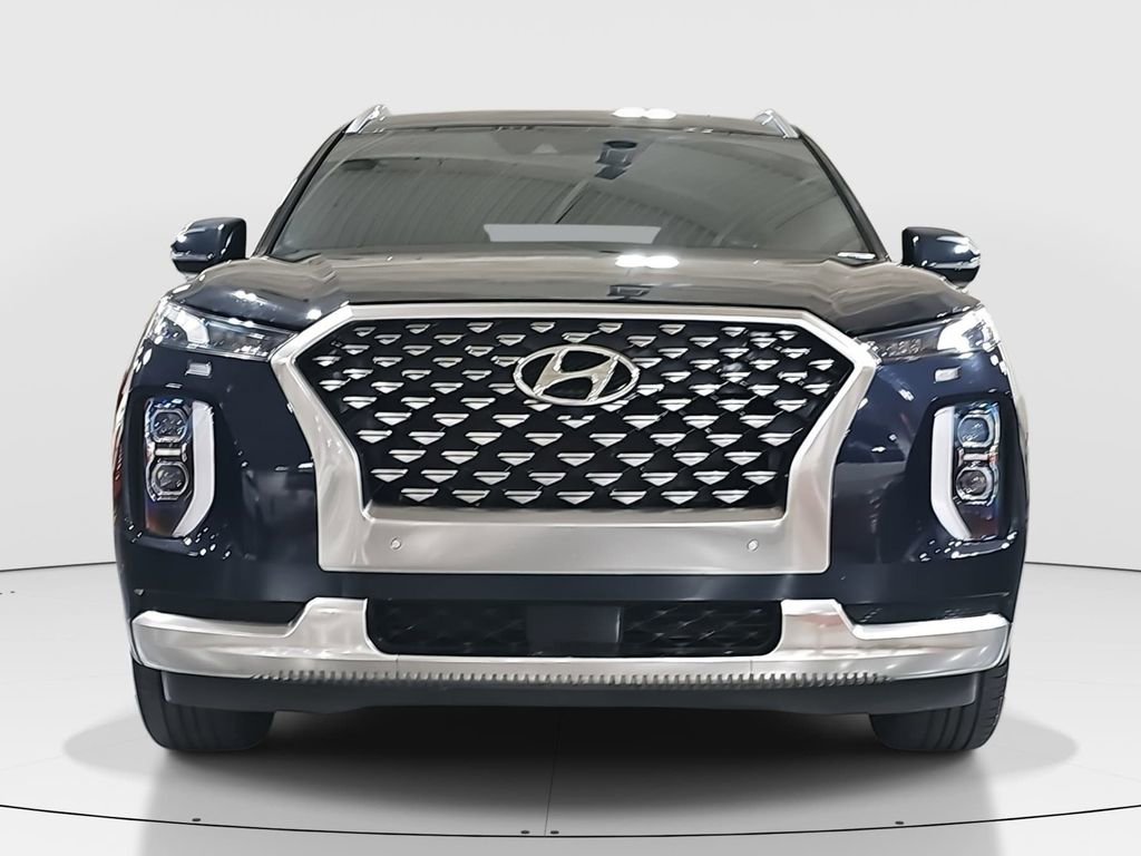 Used 2022 Hyundai Palisade Calligraphy FWD image 2