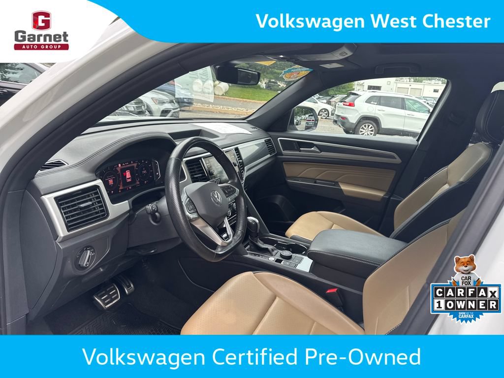 Certified 2023 Volkswagen Atlas Cross Sport SEL R-Line AWD/4WD image 10