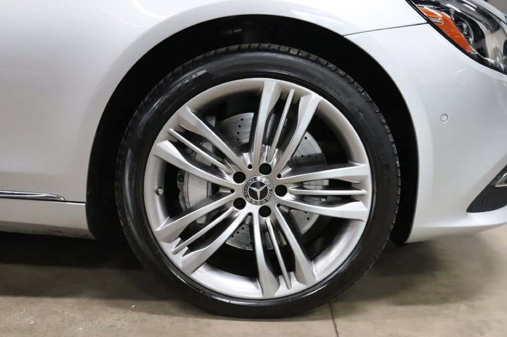 Used 2018 Mercedes-Benz S 560 Sedan image 40