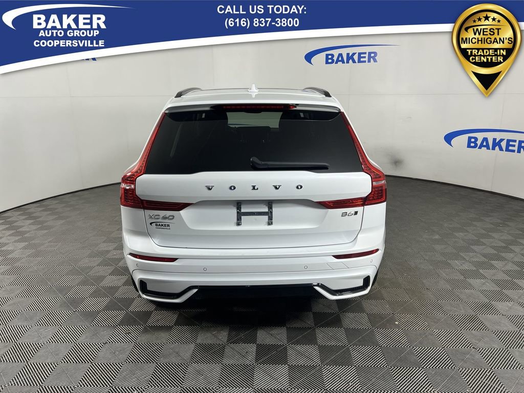 Used 2023 Volvo XC60 B6 Ultimate image 8