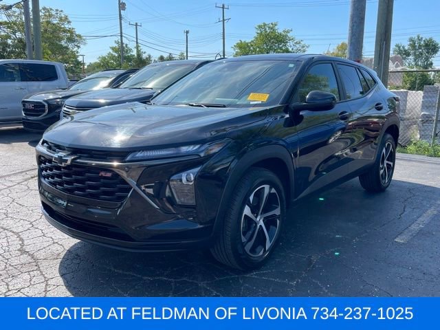 Certified 2024 Chevrolet Trax RS w/ Driver Confidence Package FWD image 1