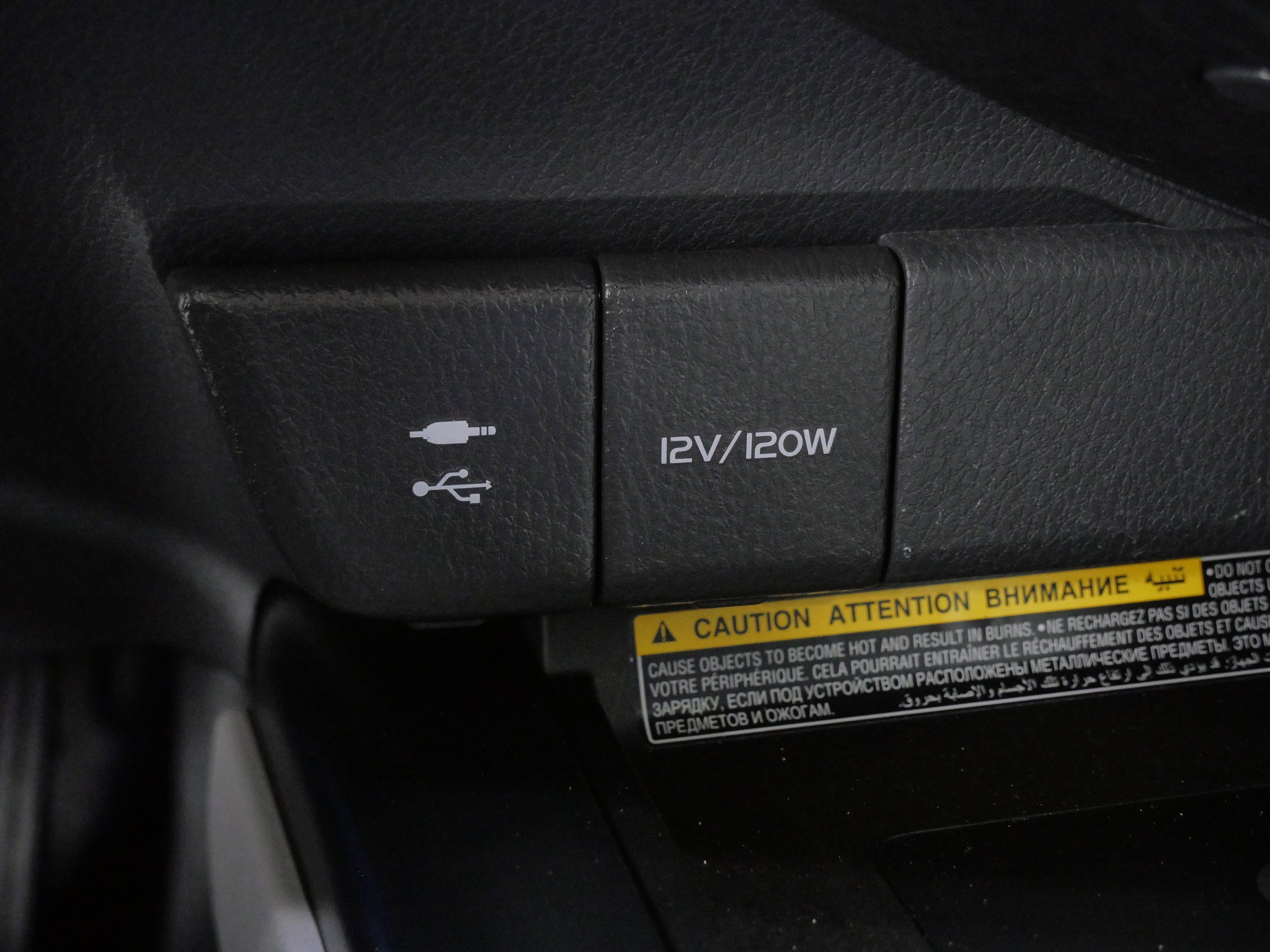 Certified 2018 Toyota Camry XLE image 30