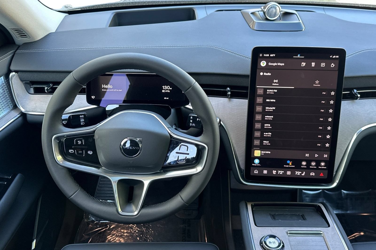 New 2025 Volvo EX90 Ultra AWD/4WD image 16