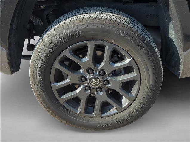 Used 2025 Toyota Tundra Platinum AWD/4WD image 7