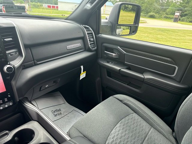 New 2026 RAM 2500 Big Horn AWD/4WD image 33