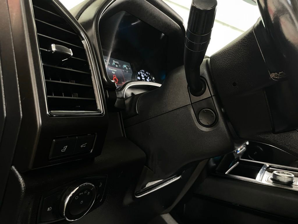 Used 2018 Ford Expedition Max Limited image 33