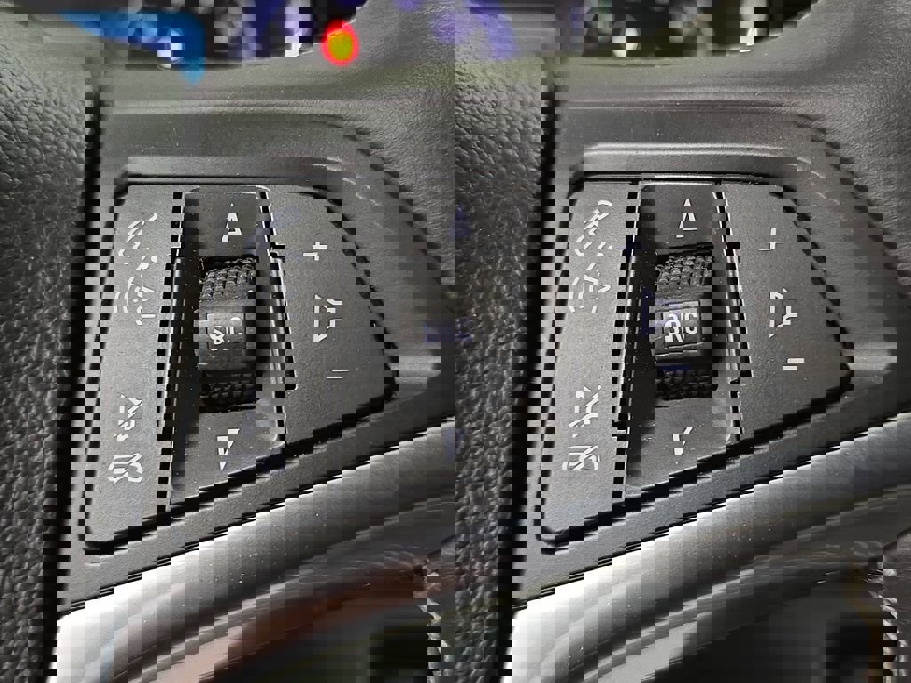 Used 2018 Buick Encore Essence image 20