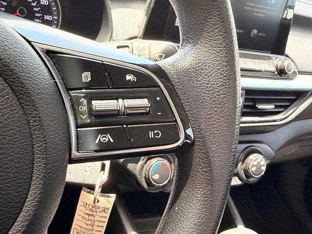 Used 2022 Kia Forte LXS FWD image 22