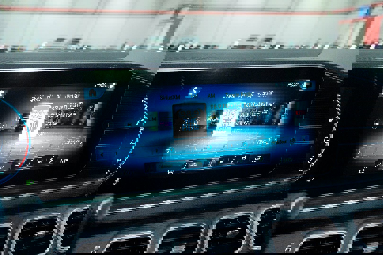 Used 2020 Mercedes-Benz GLS 450 4MATIC w/ Convenience Package image 47