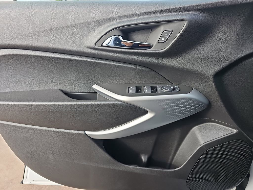 New 2026 Chevrolet Trax LS w/ LS Convenience Package image 26